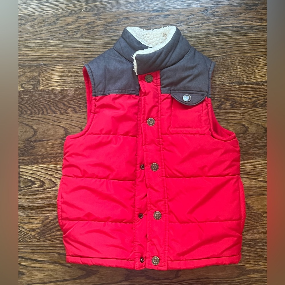 Carter's Fleece lined Puffer Vest size 6